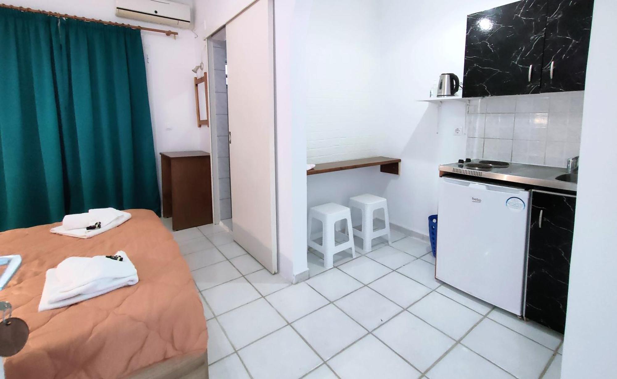 Eleni Apartments Sant George Beach 아기오스 게오르기오스 외부 사진