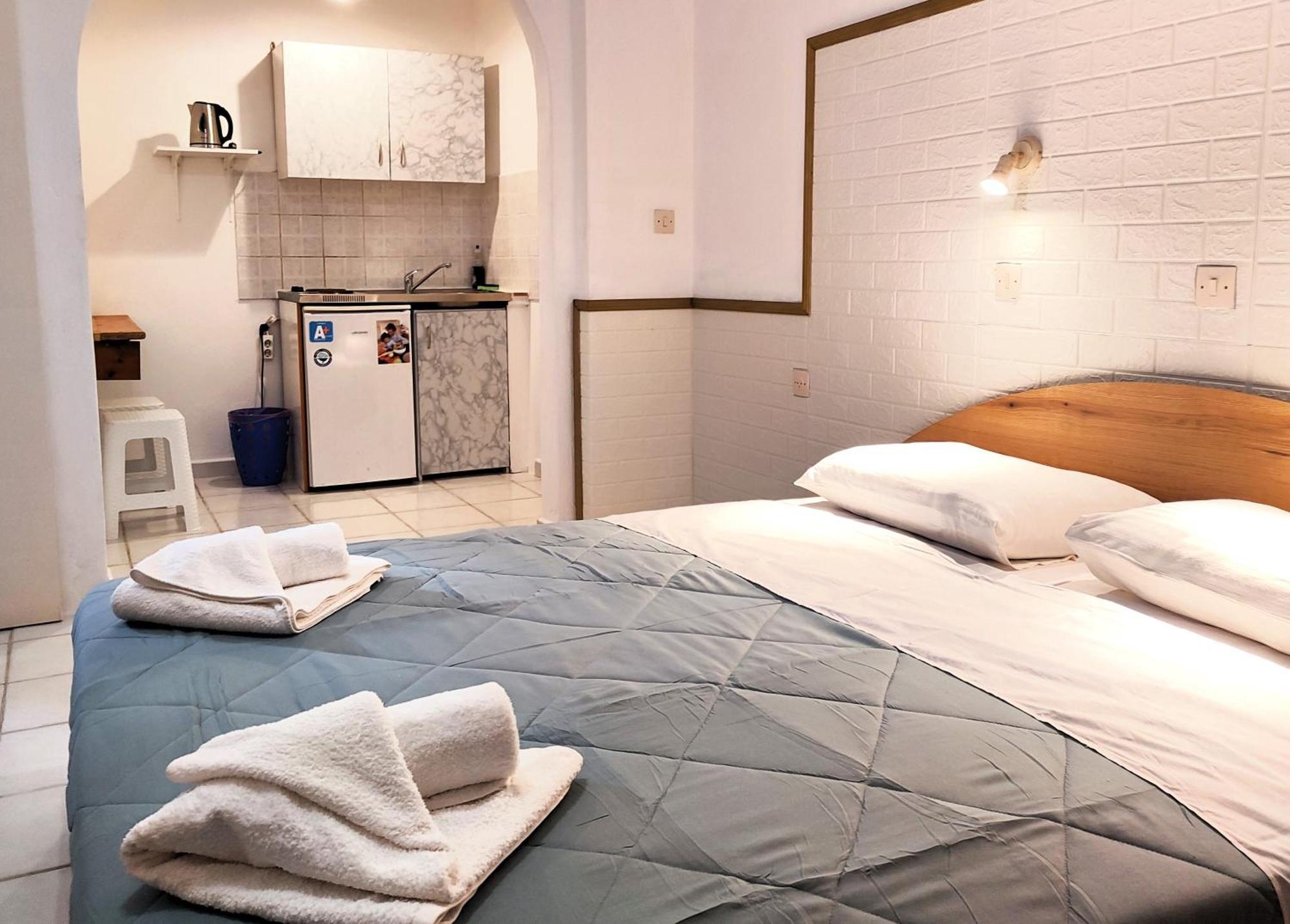 Eleni Apartments Sant George Beach 아기오스 게오르기오스 외부 사진